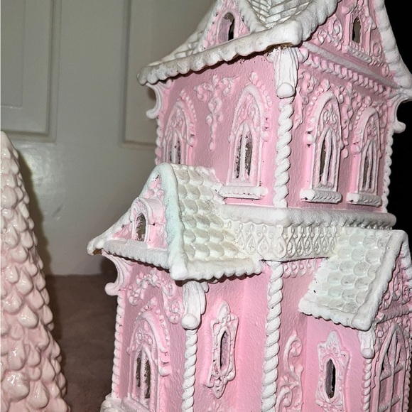 Custom Pink Gingerbread Victorian sugar house castle pastel lights up - Picture 5 of 8